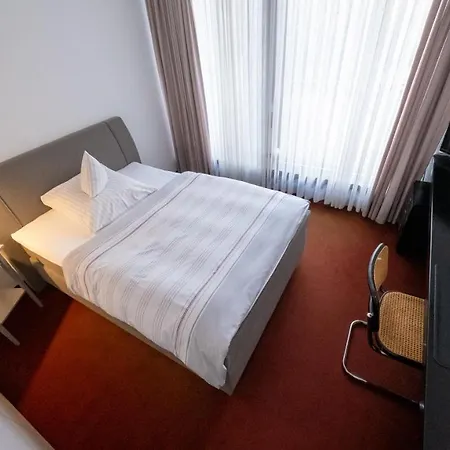 Hotel Wissenschaftszentrum *